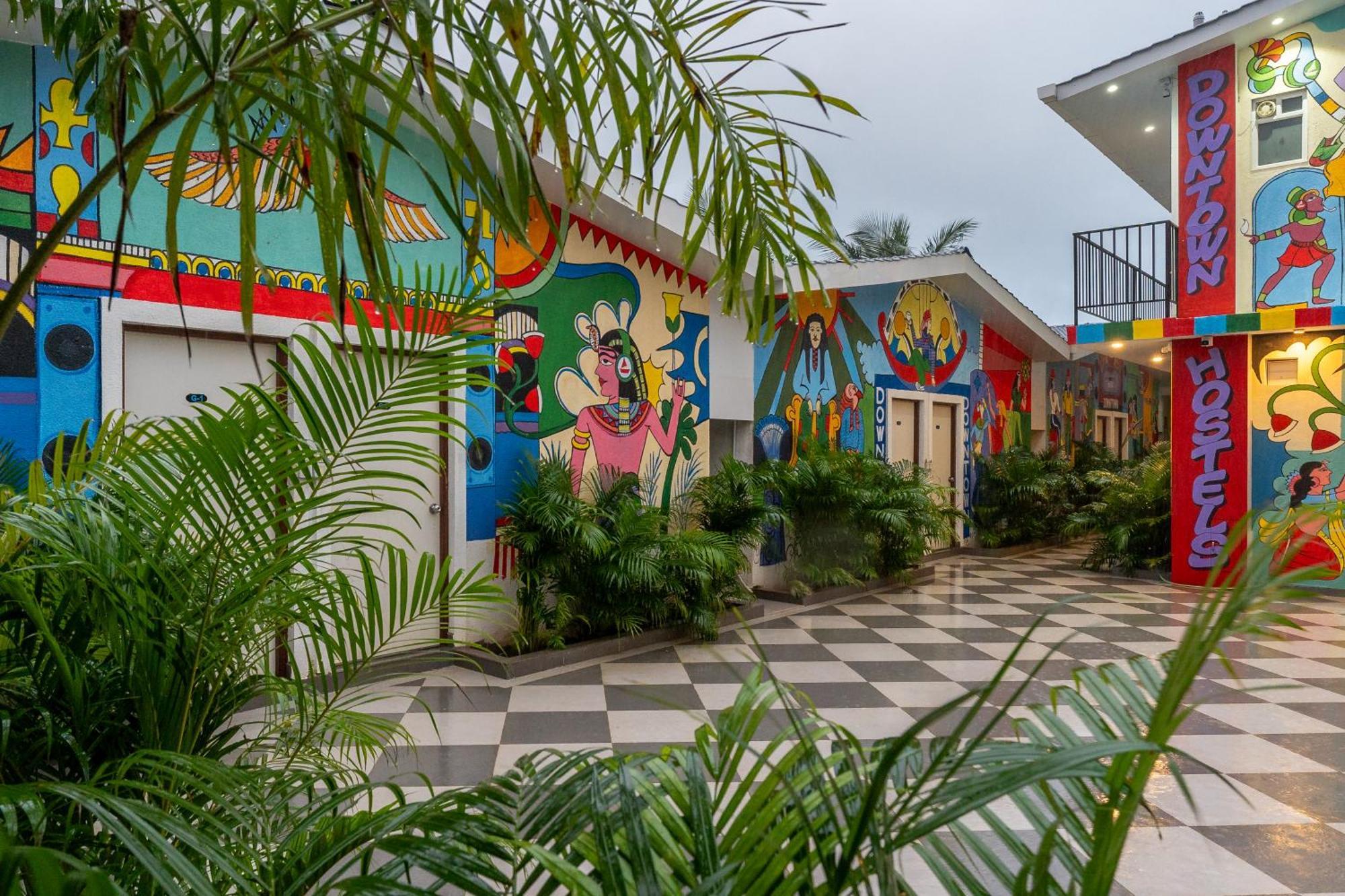 Downtown Arambol - The River Side Hostel Buitenkant foto